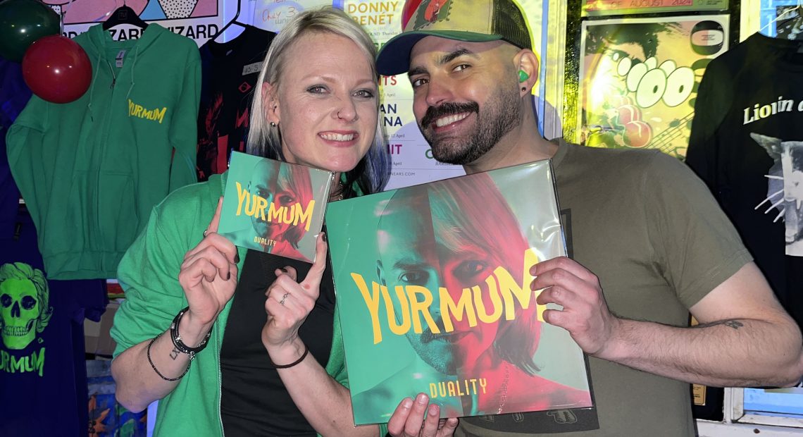 Yur Mum - Anelise and Fabio with Duality album