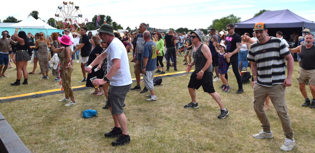 GuilFest - Alex Party dancers