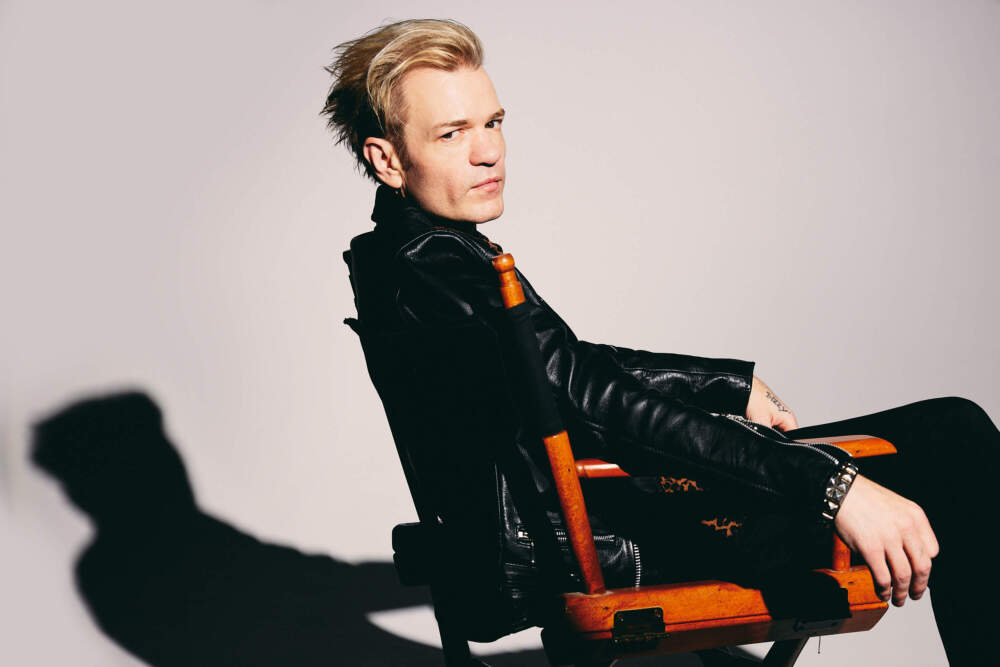 Deryck Whibley by Travis Shinn